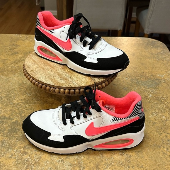 Nike Air Max St White, Black and Neon Sneakers - Picture 1 of 13